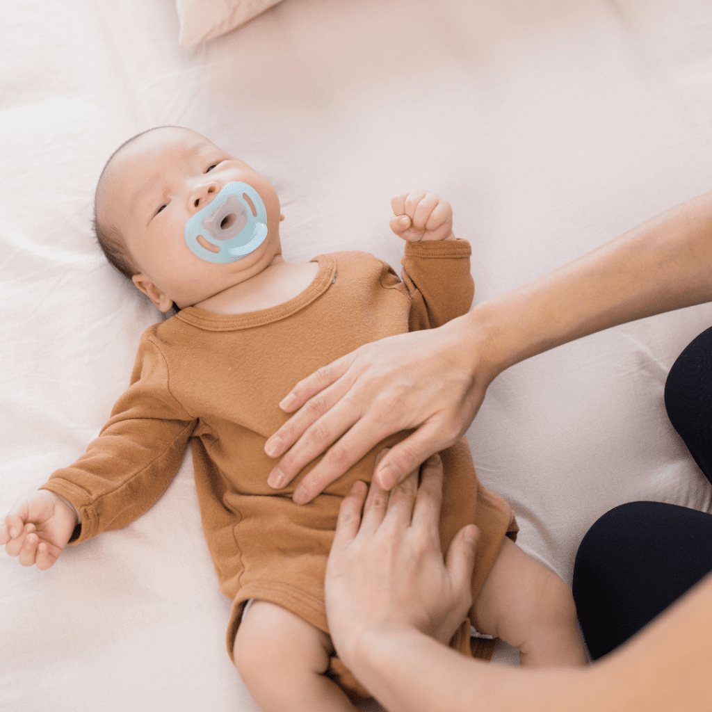 baby crying because feel too hot or cold